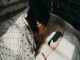 Hơn Một Nửa Thanh Thiếu Niên Sử Dụng AI Làm Bạn Đồng Hành: Tại Sao Điều Này Không Lý Tưởng